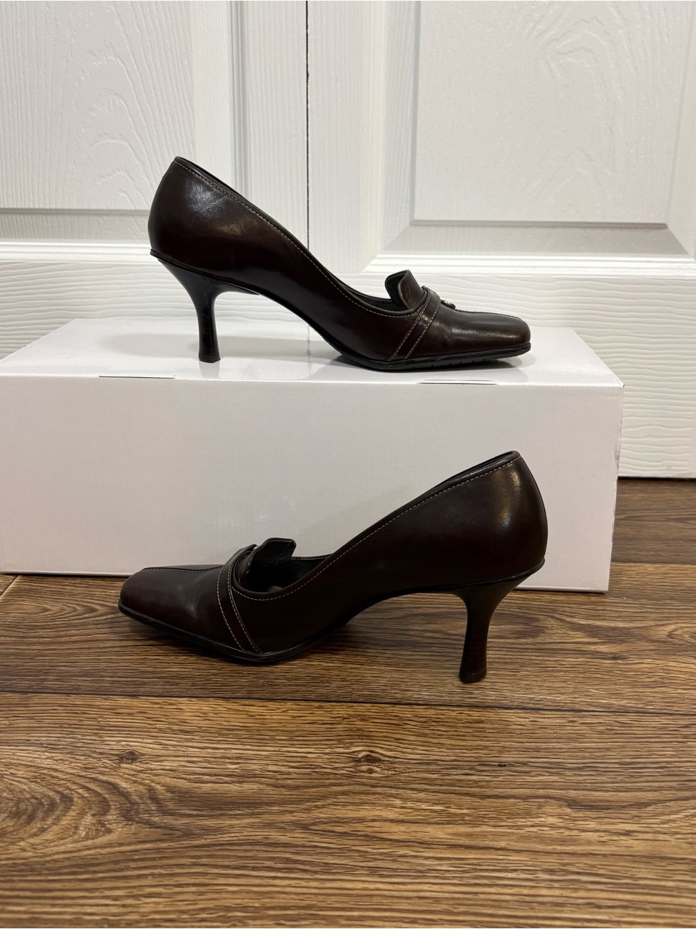 Gianni Bini Hillary Brown Leather Horsebit Pumps Size 10M Y2K